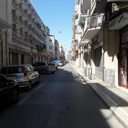 I Marchesi Del Grillo - Vicinanze Stazione, Campus, Policlinico * Bari
