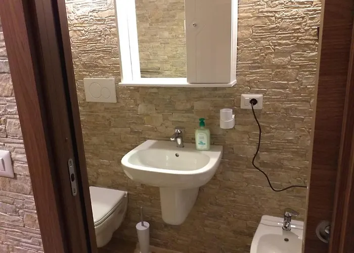 I Marchesi Del Grillo - Vicinanze Stazione, Campus, Policlinico 3* バーリ