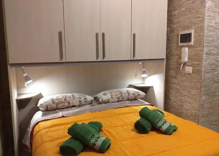 I Marchesi Del Grillo - Vicinanze Stazione, Campus, Policlinico 3* バーリ