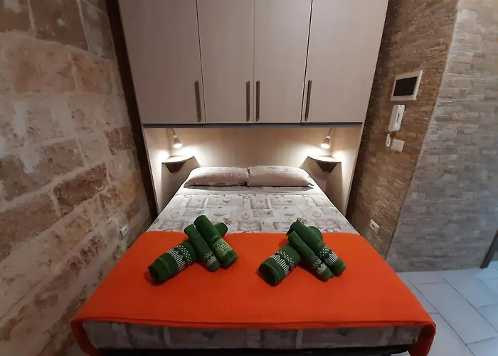 ベッド・アンド・ブレックファスト I Marchesi Del Grillo - Vicinanze Stazione, Campus, Policlinico 3*